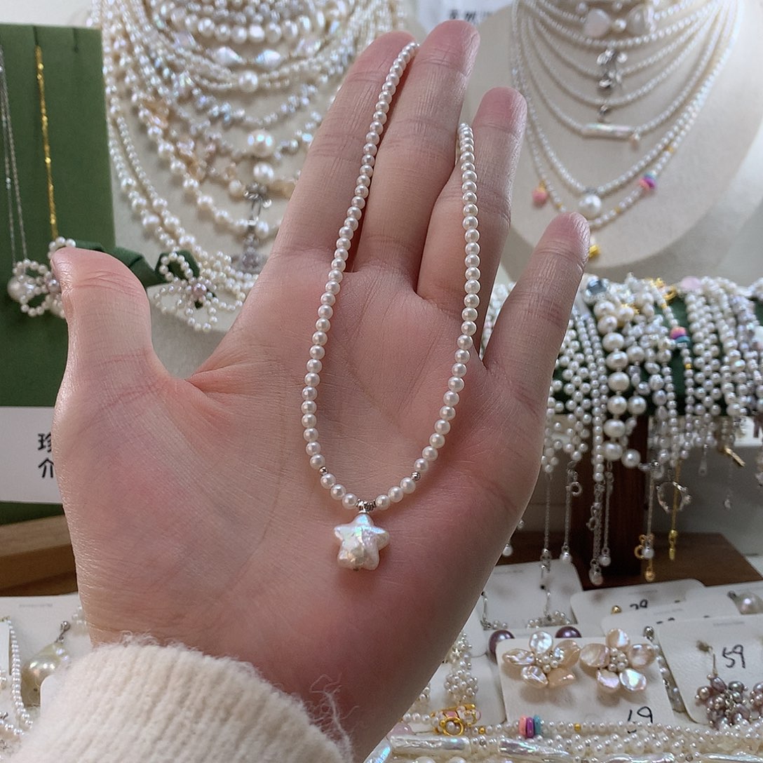 苡***。淡水珍珠颈饰银S925镶嵌