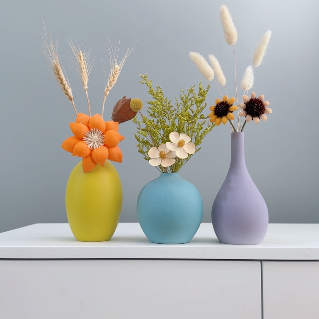 摆件陶瓷小花瓶含花总高约20-30cm