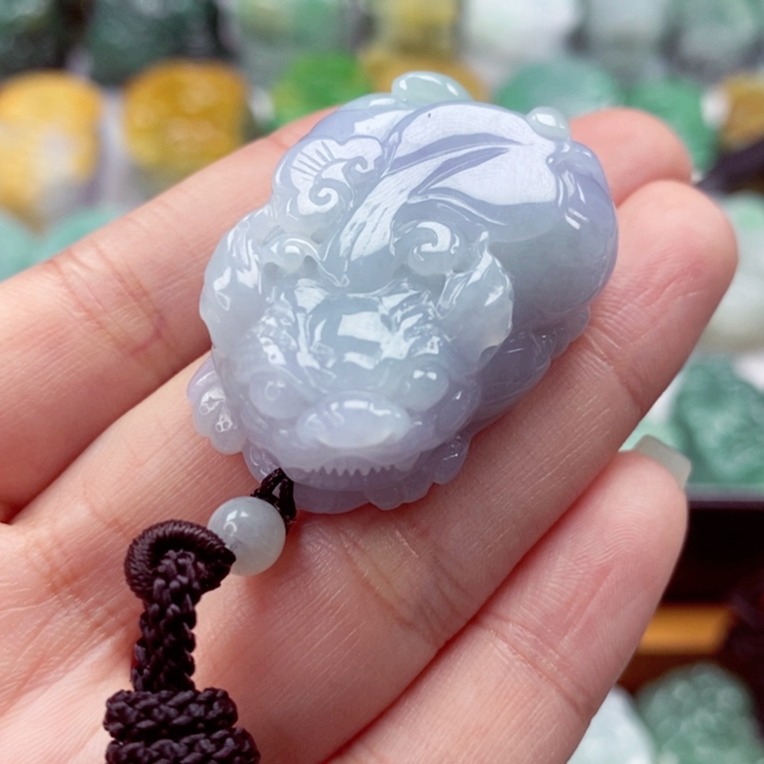 翡翠颈饰未镶嵌嘿*你翡翠