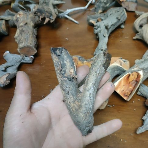 a***í大果紫檀（缅甸花梨）