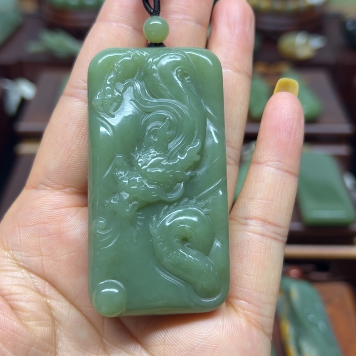 【闪购商品】岫岩河磨玉（透闪石质玉）颈饰未镶嵌龙牌