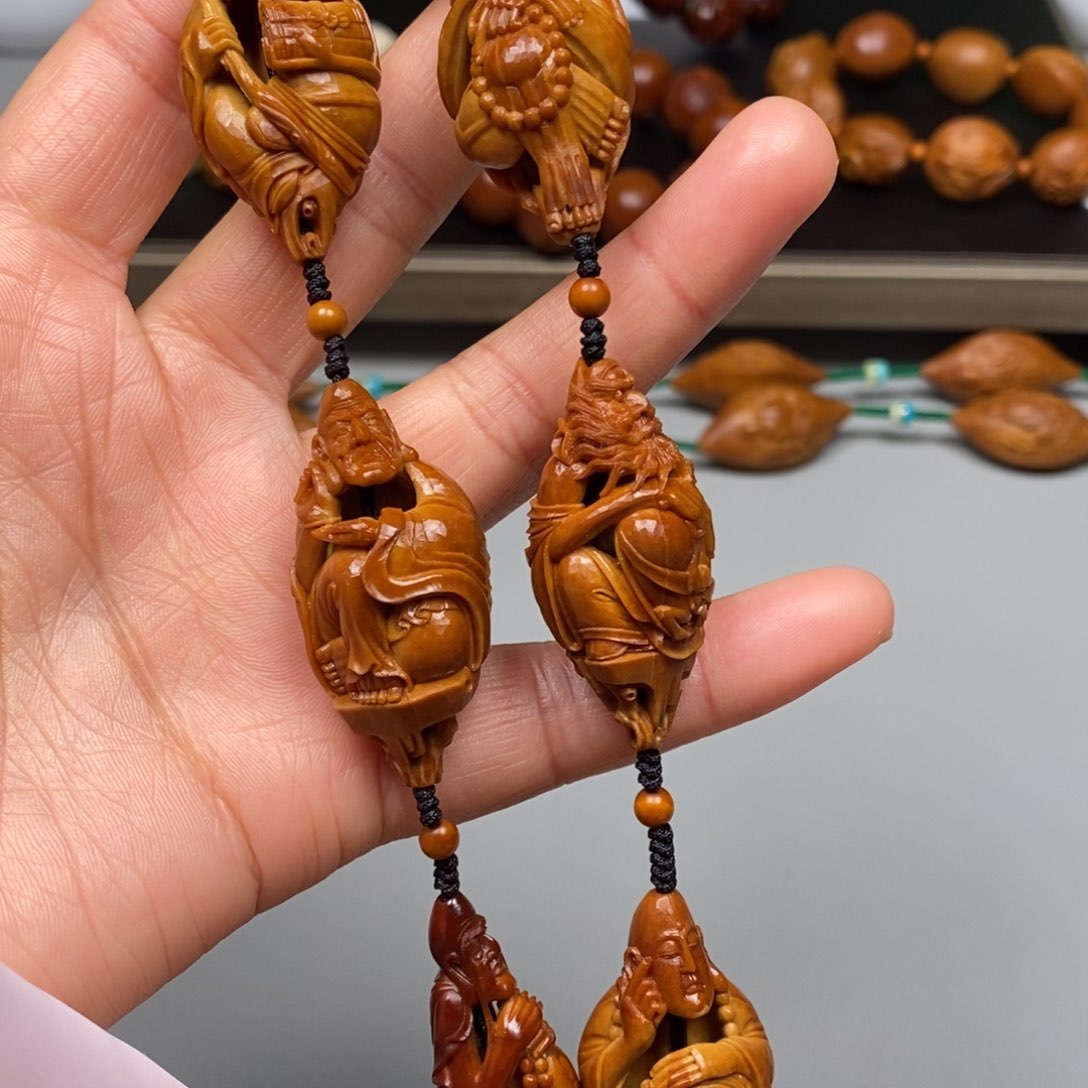 橄榄核吊坠瘦骨定金，没有现货，需定制