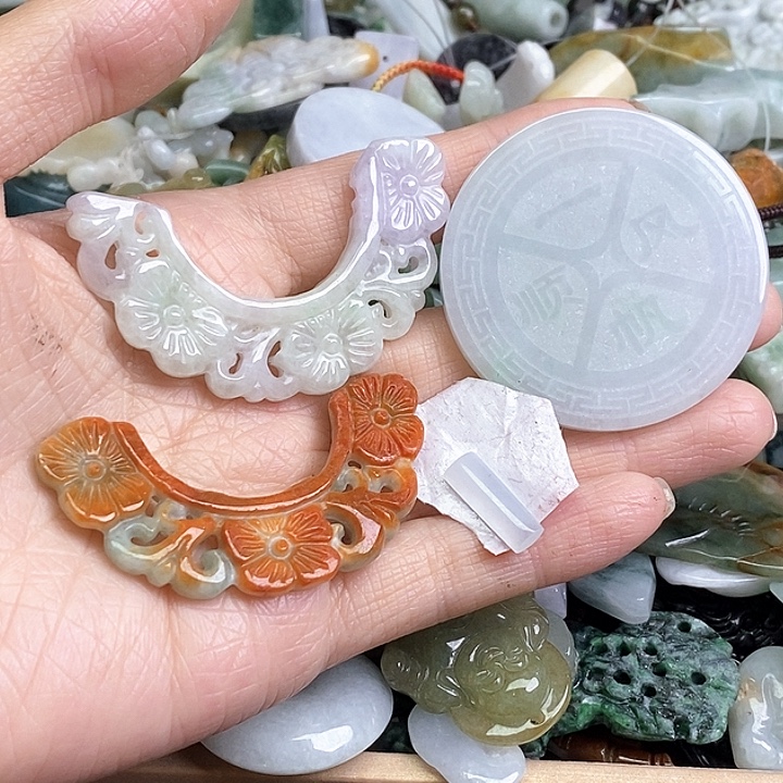 虎***妹翡翠未镶嵌颈饰天然翡翠