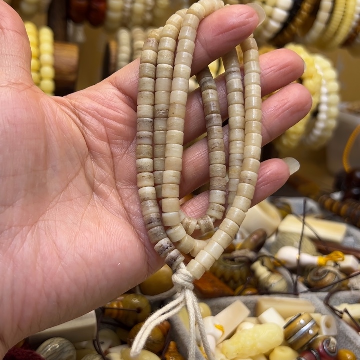 舍***得驼骨手串/手链直径6灰嘎