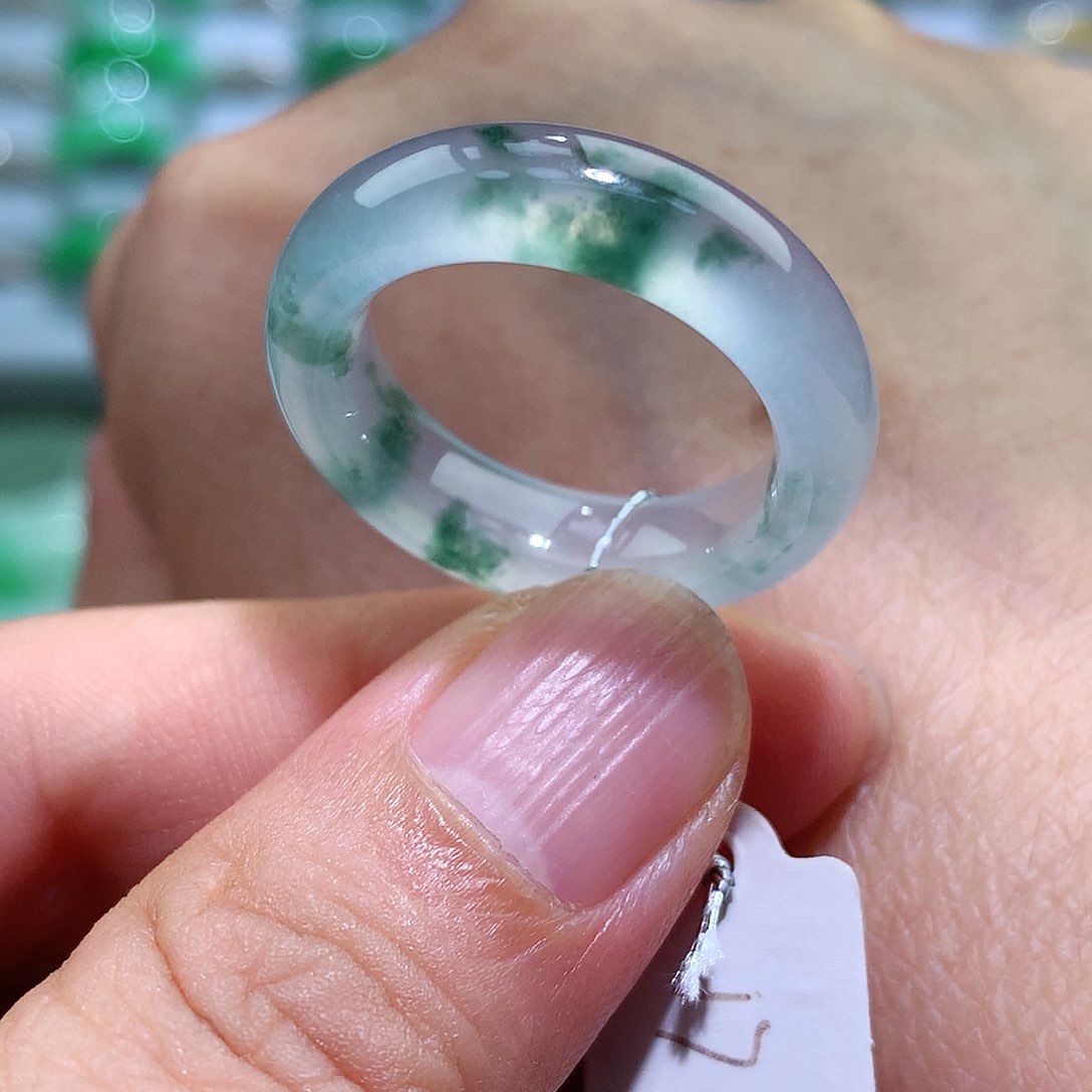 翡翠戒指未镶嵌17-18号