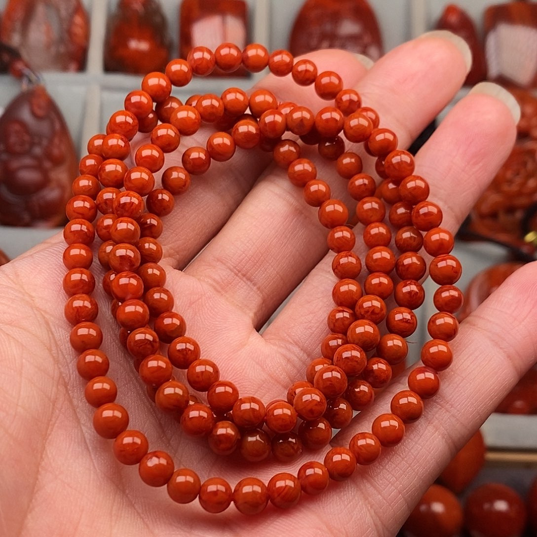 昊***虎南红玛瑙未镶嵌手链