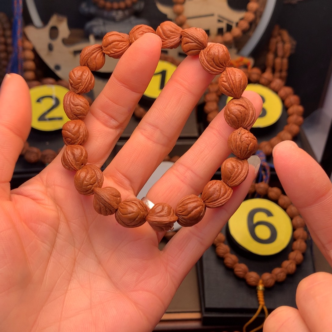 桃核手串张*野生玉龙脊无修13