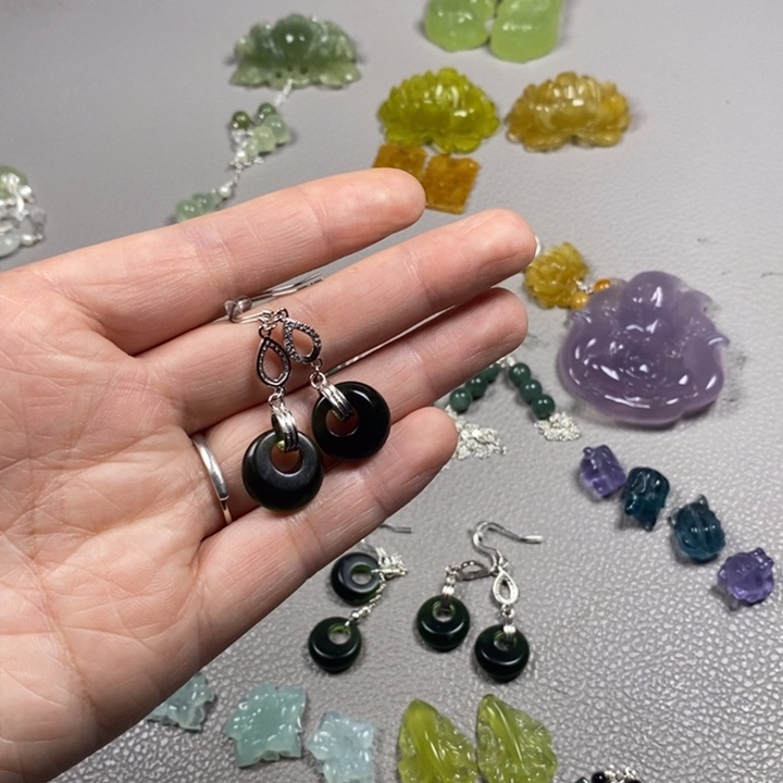 蛇纹石玉未镶嵌挂件耳饰耳环项链