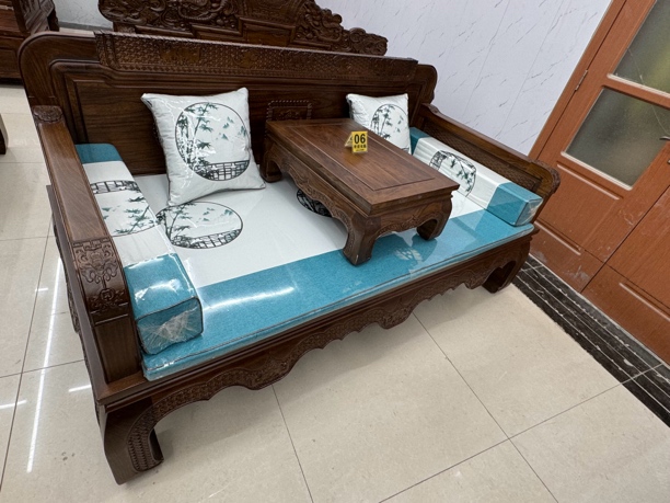 世佳罗汉床全实木榫卯结构