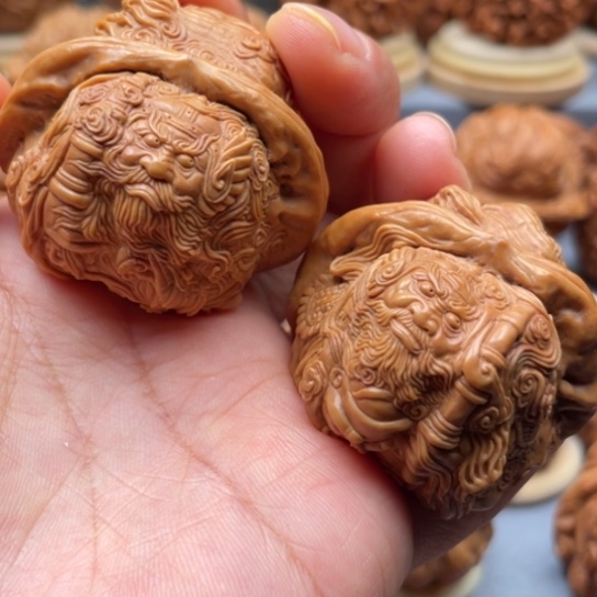 手串/手链核桃张*显黑虎财神赵公明蛤蟆头核桃雕刻