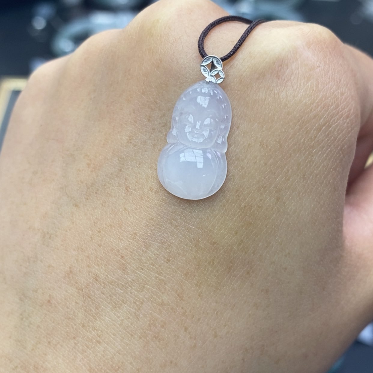 【闪购商品】颈饰18K金镶嵌翡翠