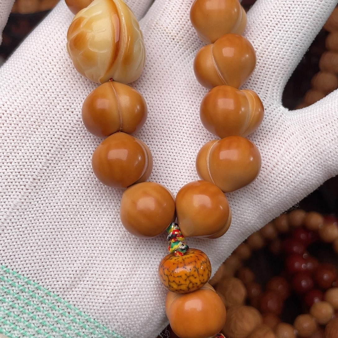 吊坠猴头核桃屁桃16+