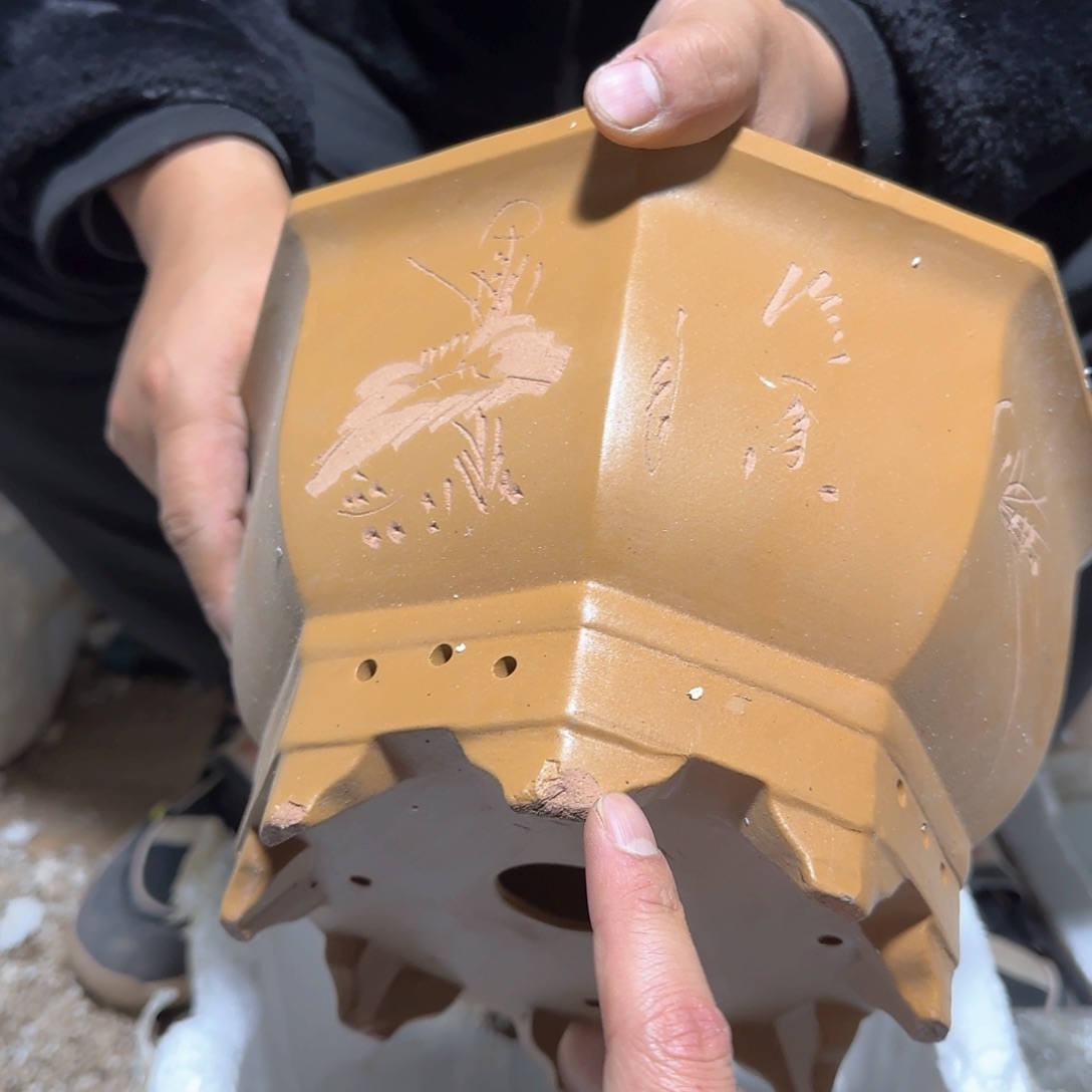 紫砂花盆瑕疵是我自己