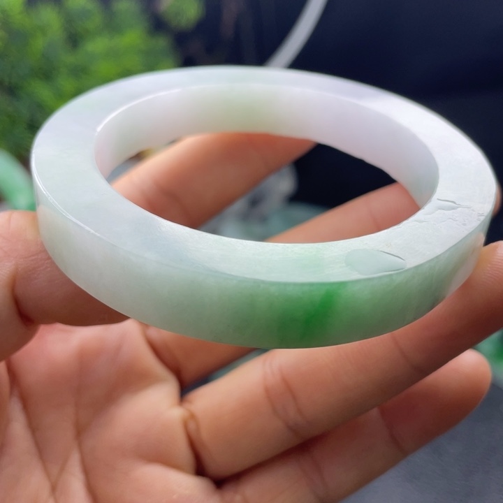 定制翡翠不退不换未镶嵌