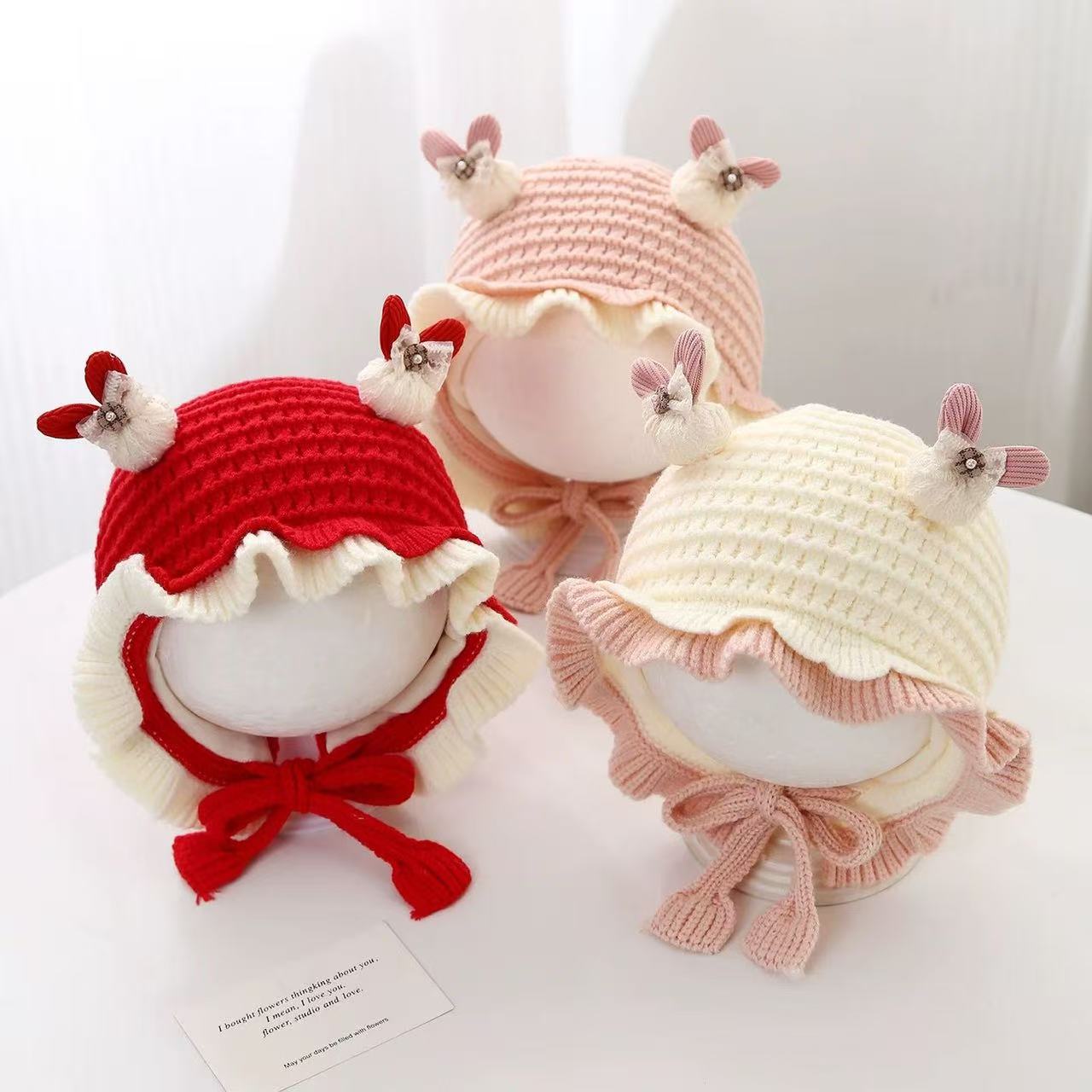 儿童秋冬款休闲风针织韩版圆顶帽子护耳帽圆顶女宝公主风帽