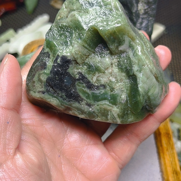 未镶嵌和田玉珠宝半成品哈*仔