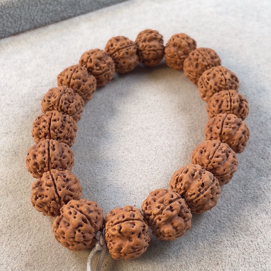 吊坠金刚菩提帝王花