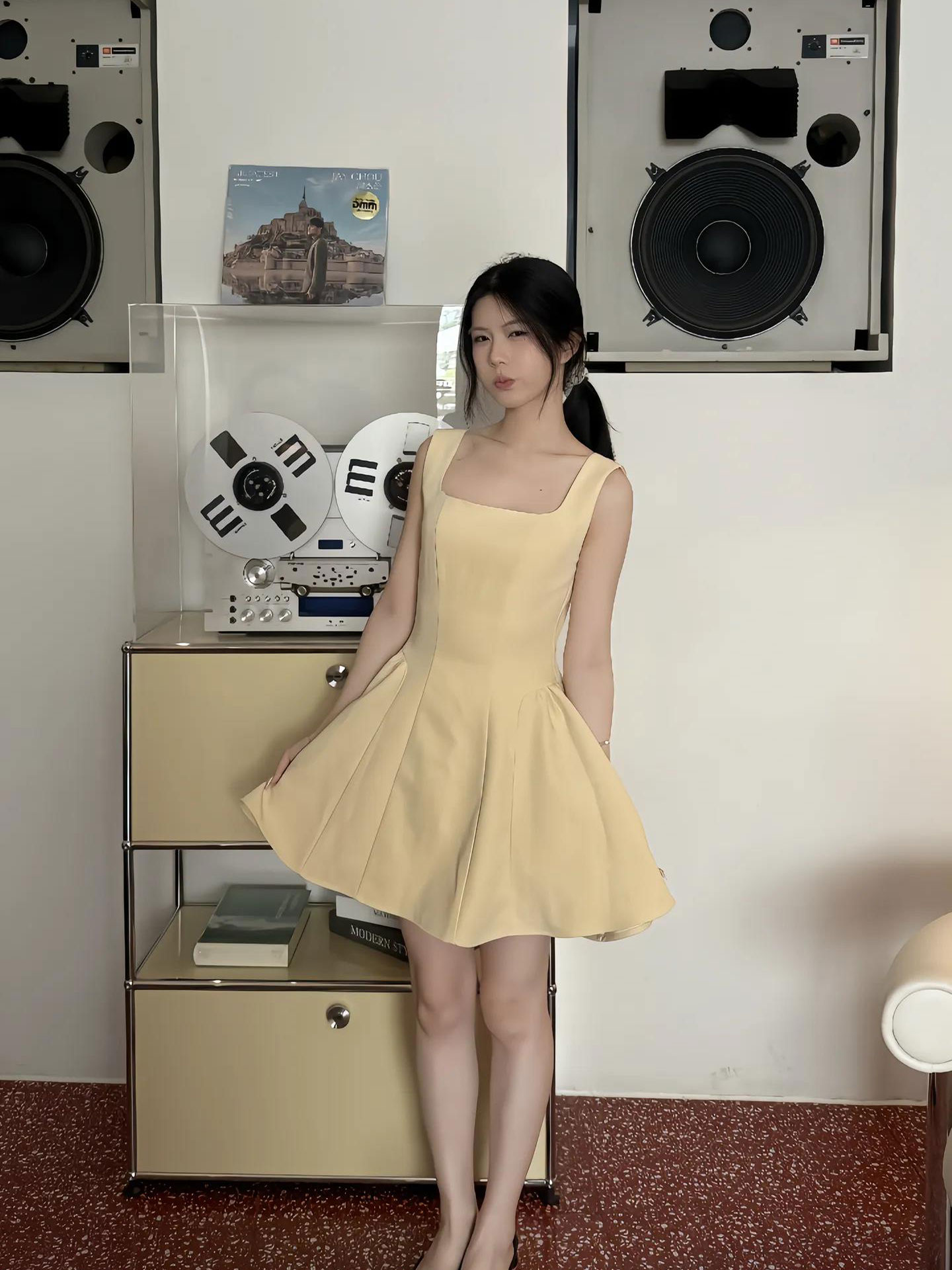 L016微胖气质方领吊带连衣裙女夏出游新款设计收腰显瘦A字短裙子