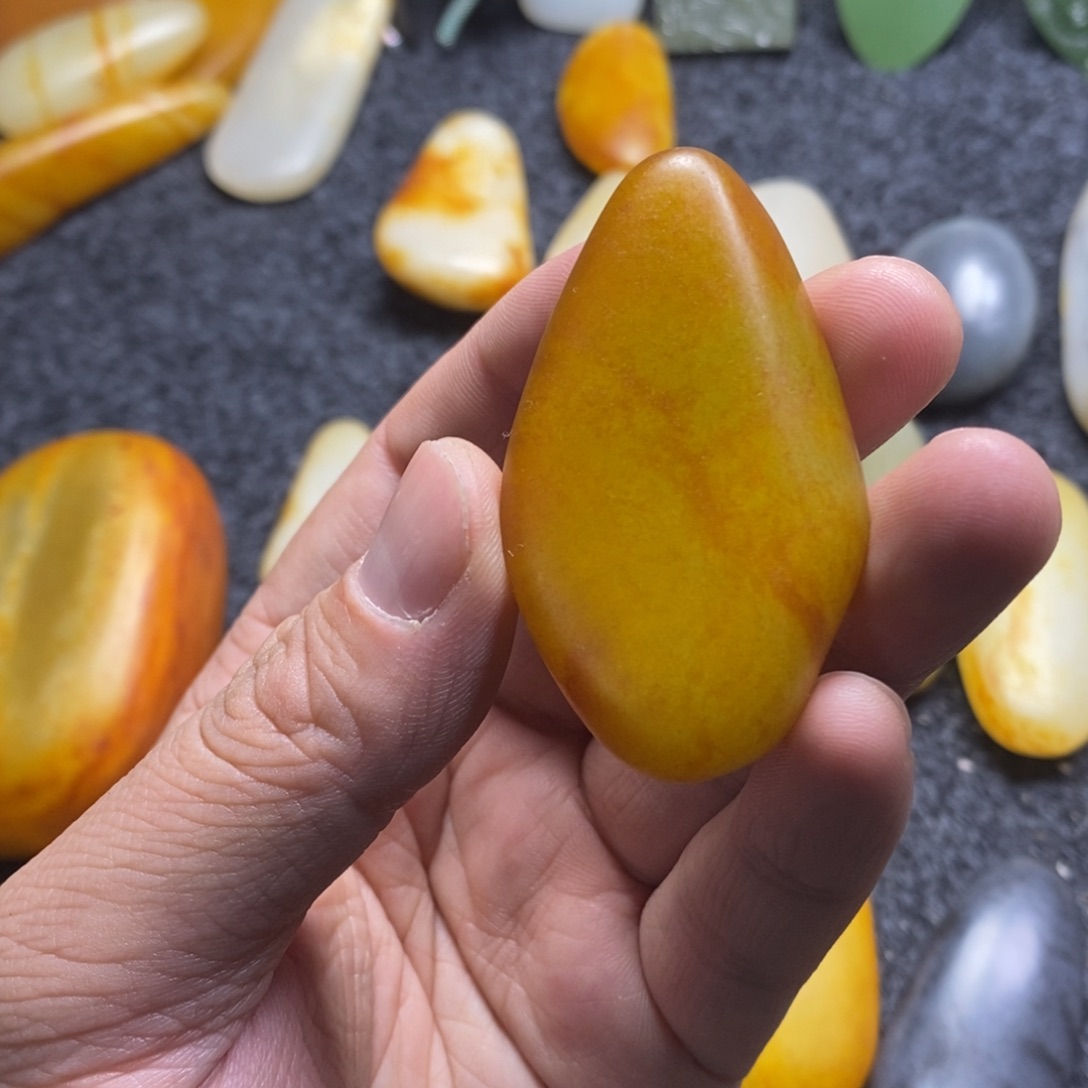 【闪购商品】和田玉颈饰未镶嵌