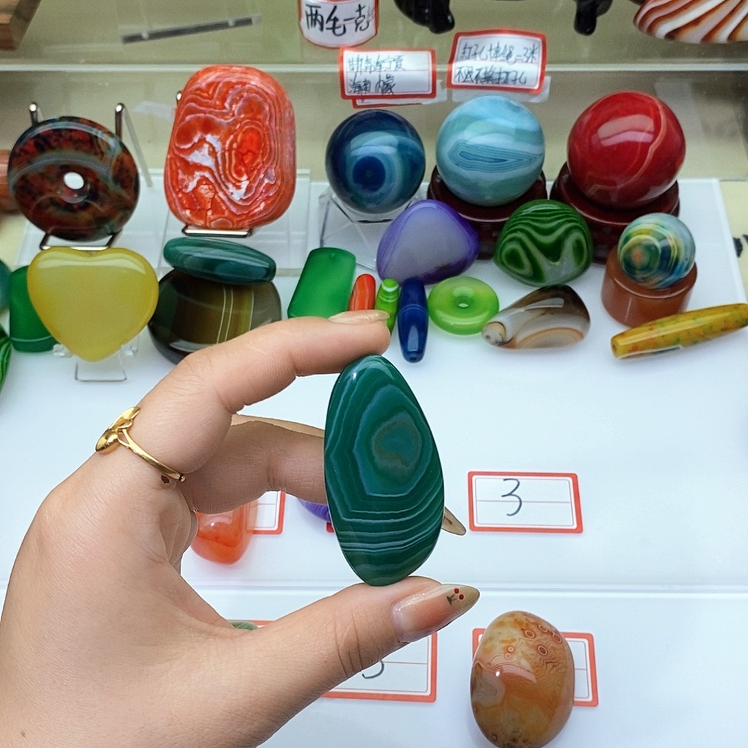 玛瑙/玉髓未镶嵌颈饰