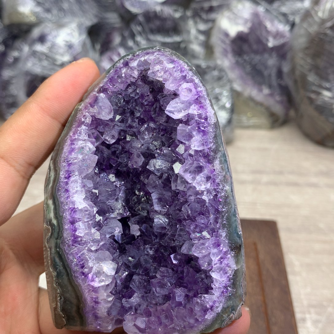 紫晶大型摆件（非配饰）未镶嵌