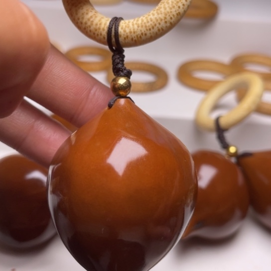 木质类4.1左右手把件