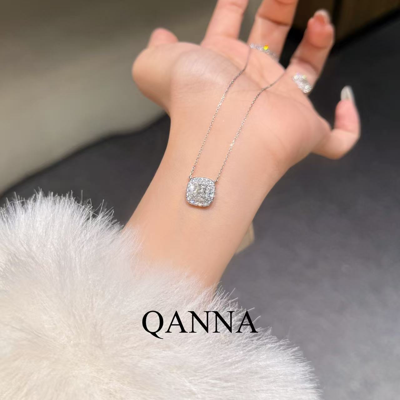 QANNA【白色大冰糖】【重金版 设计款】轻奢名媛时尚克拉钻石项链AF