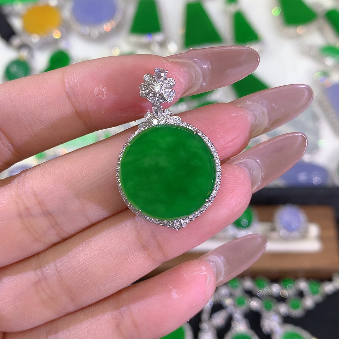 翡翠颈饰18K金镶嵌1111111111