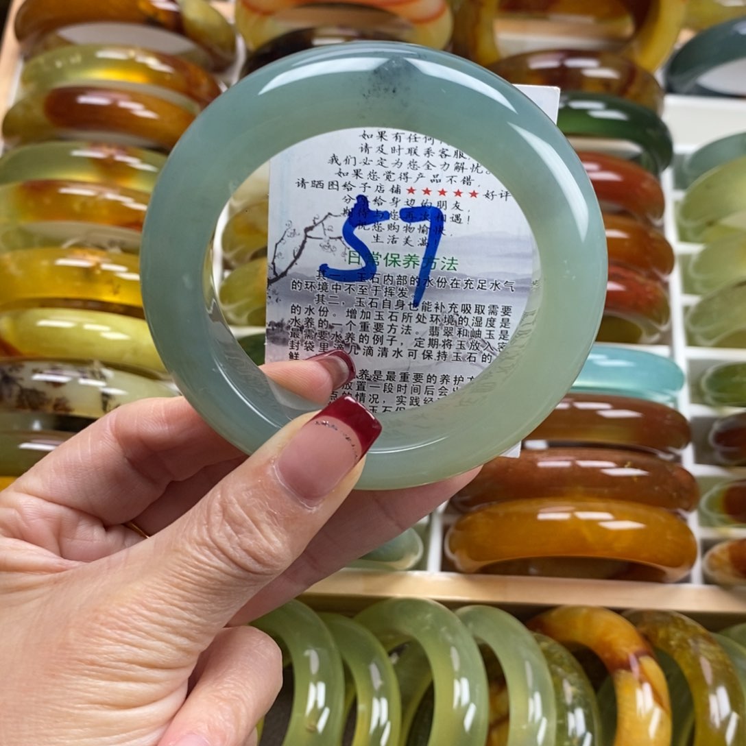 未镶嵌蛇纹石玉手镯