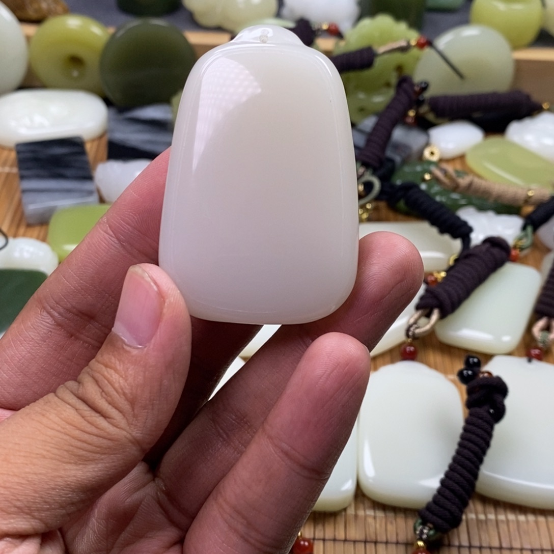 和田玉未镶嵌颈饰$****༉