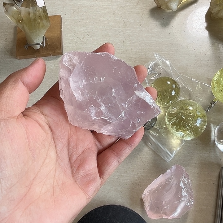 未镶嵌珠宝半成品芙蓉石