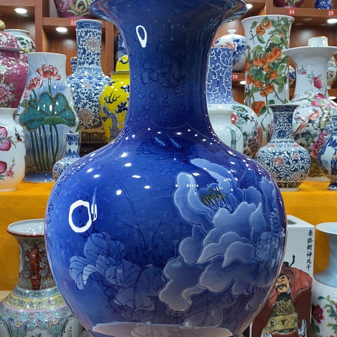 摆件空**咯景德镇陶瓷赏瓶