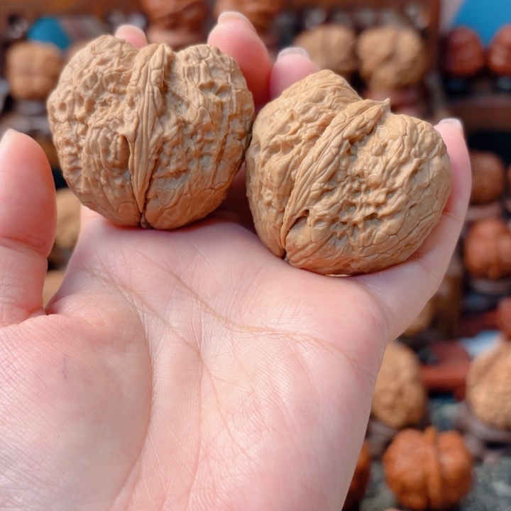 文玩核桃把件老*登火一把金锭子