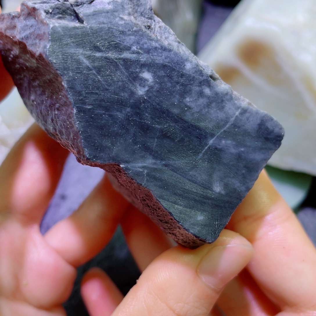 和田玉未镶嵌珠宝半成品