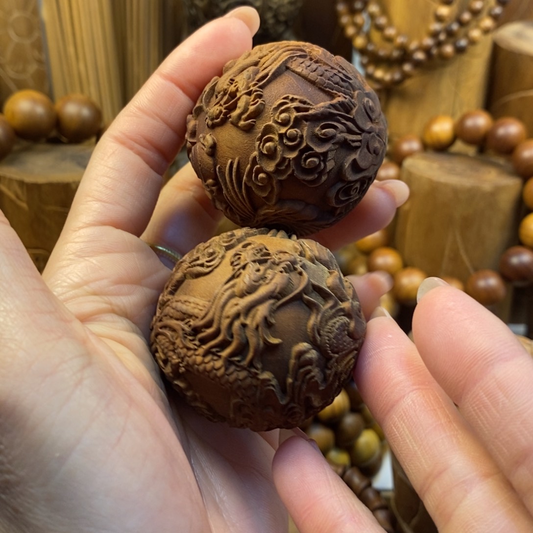 檀香木把件上***A老山檀香手球供奉香