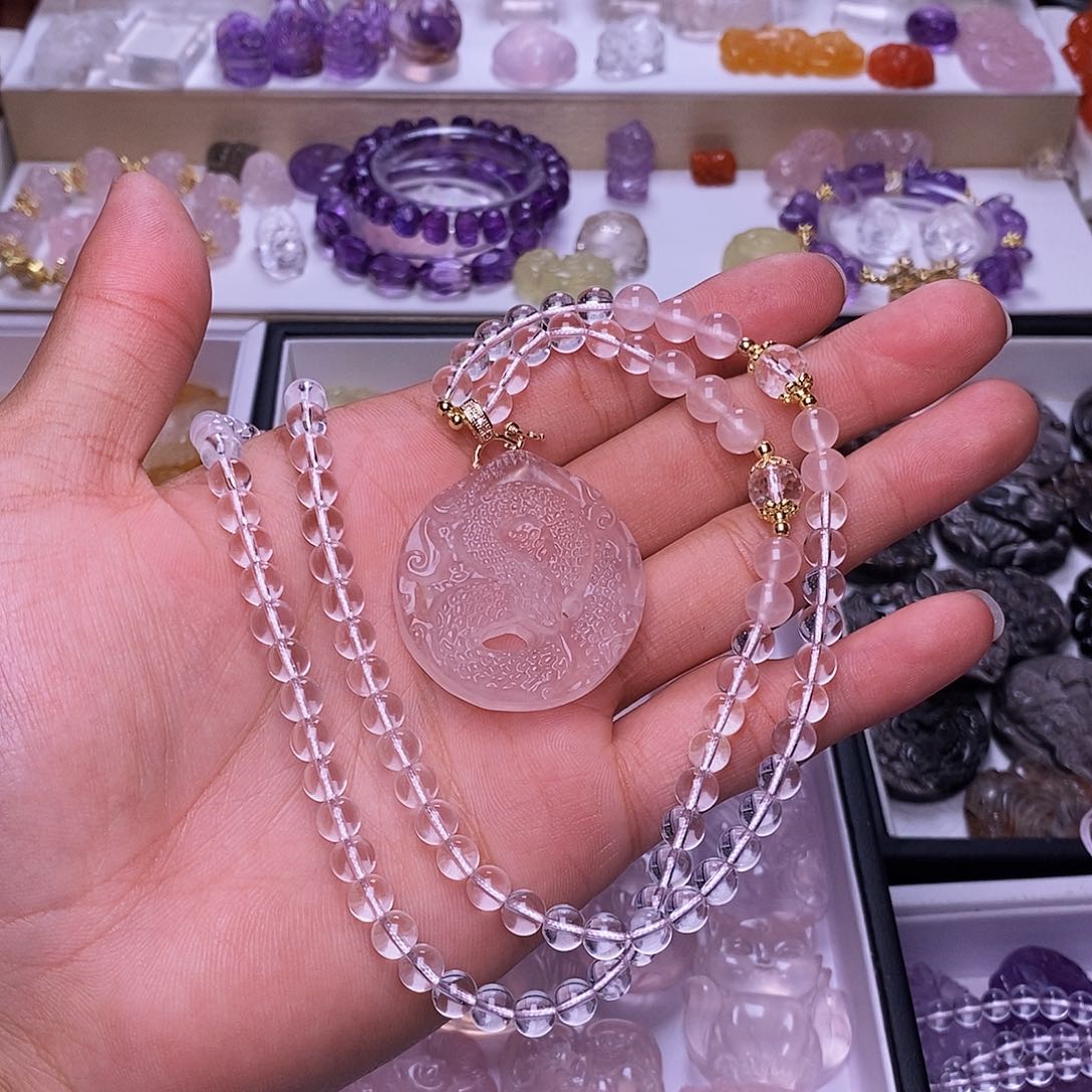 水晶颈饰未镶嵌粉水晶蛇牌吊坠 送链子