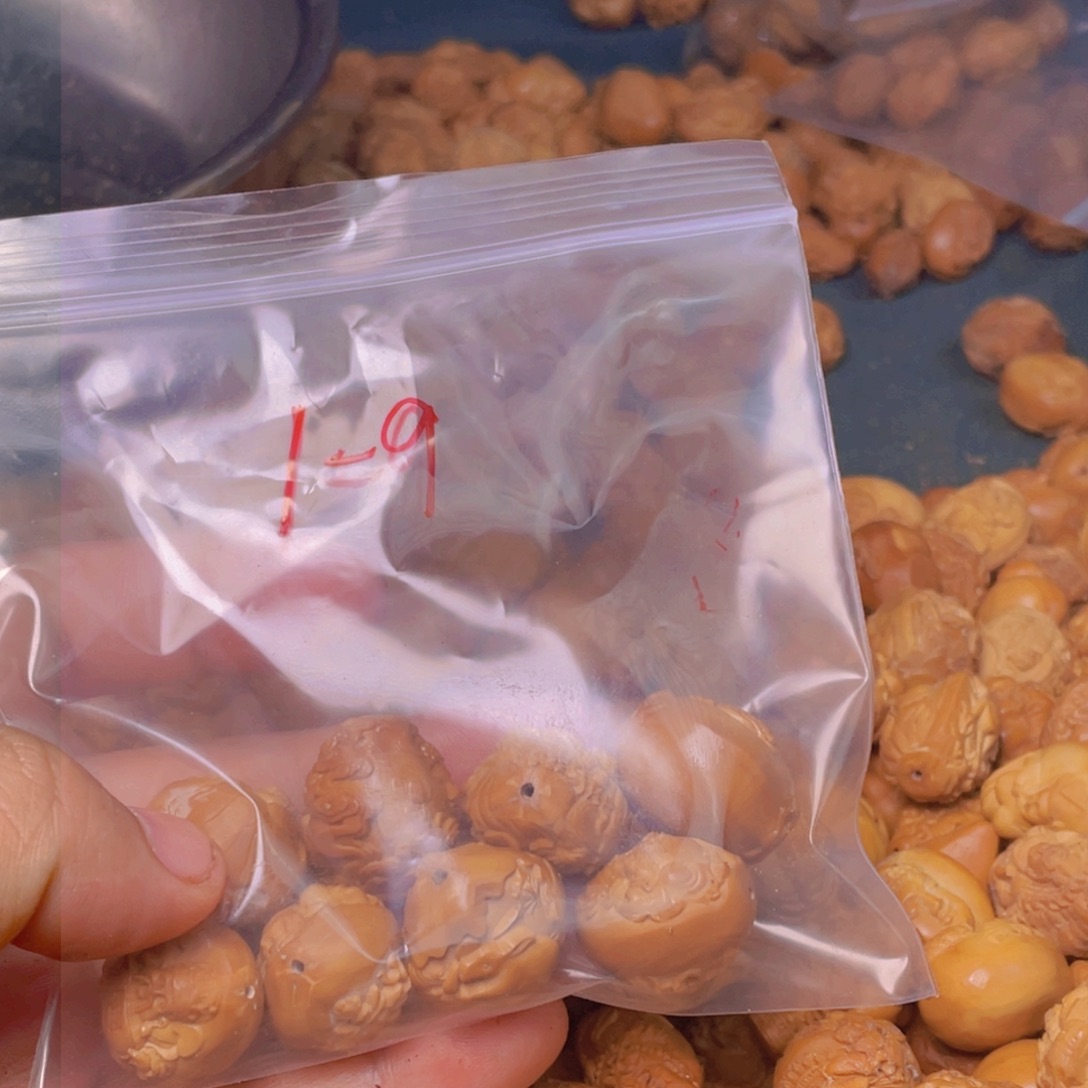 橄榄核吊坠提***山橄榄核