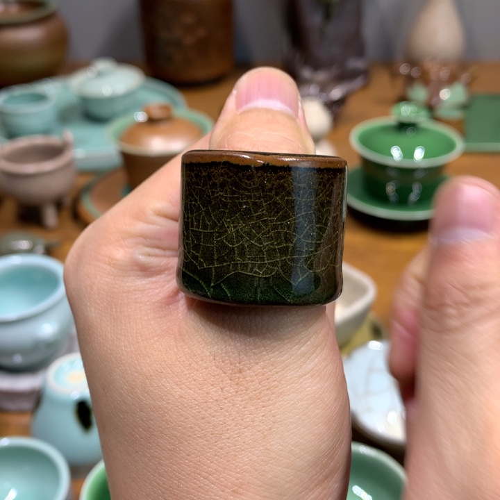 龙泉青瓷微瑕扳指