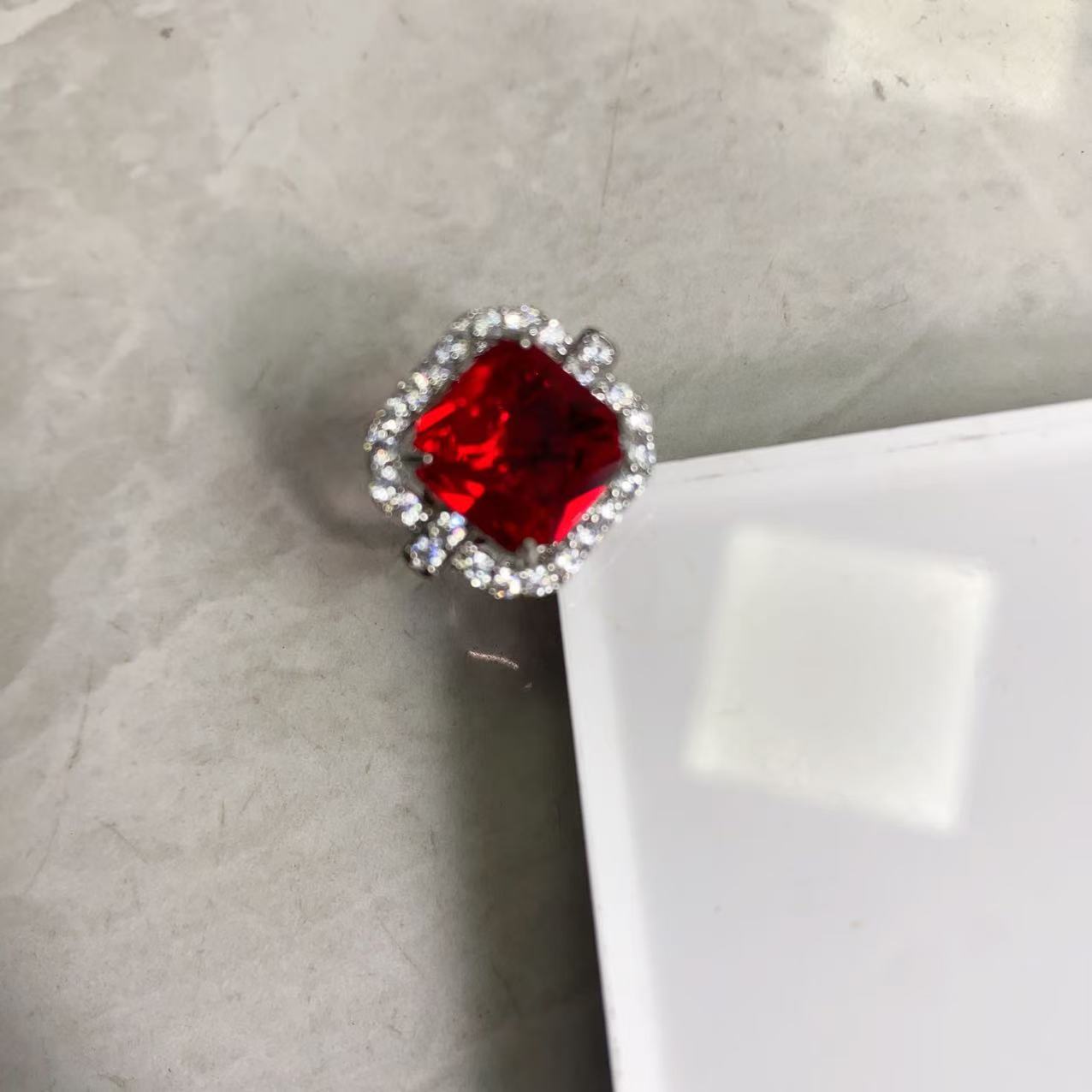 [石矿]A828红比小方型戒指