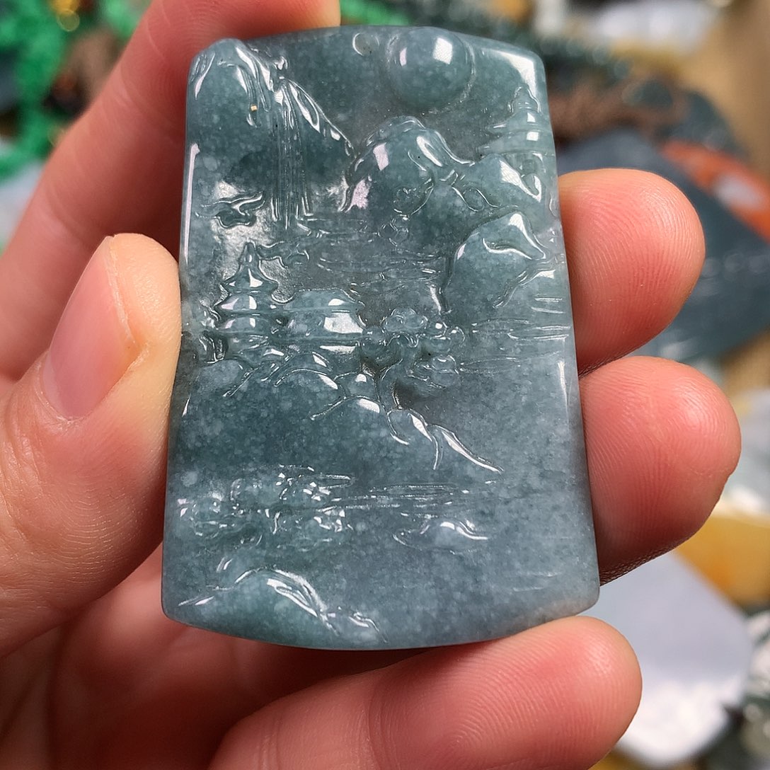 翡翠未镶嵌颈饰天然翡翠