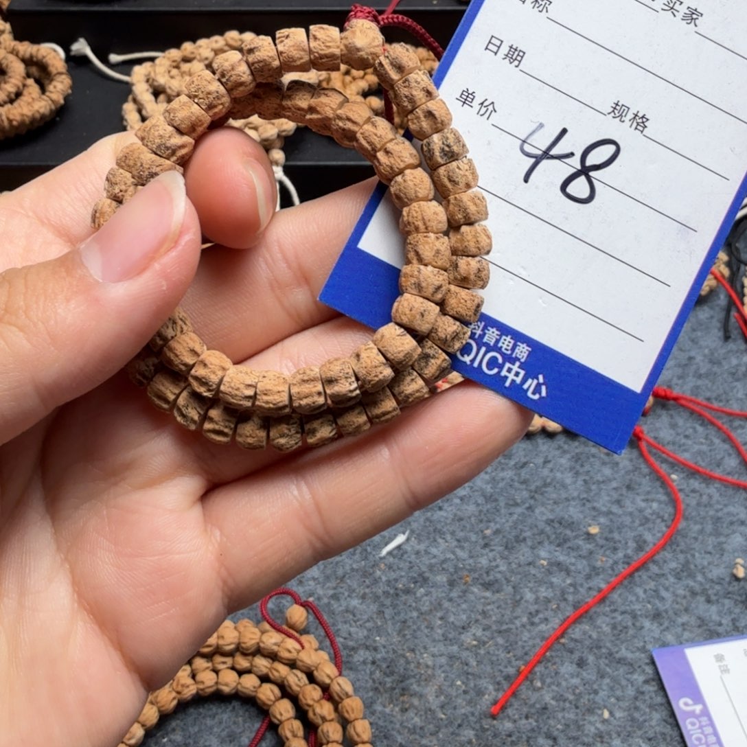 柏香籽/百香籽手串48