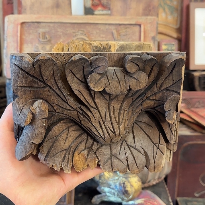 周***忠香榧木老木雕花板的机会很少