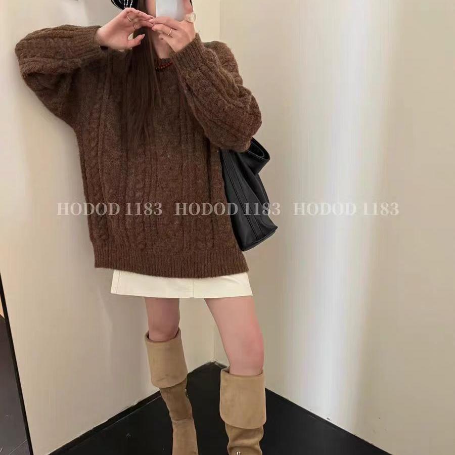 【请叫我大韩 】2025年圆领加厚宽松慵懒风麻花针织毛衣679