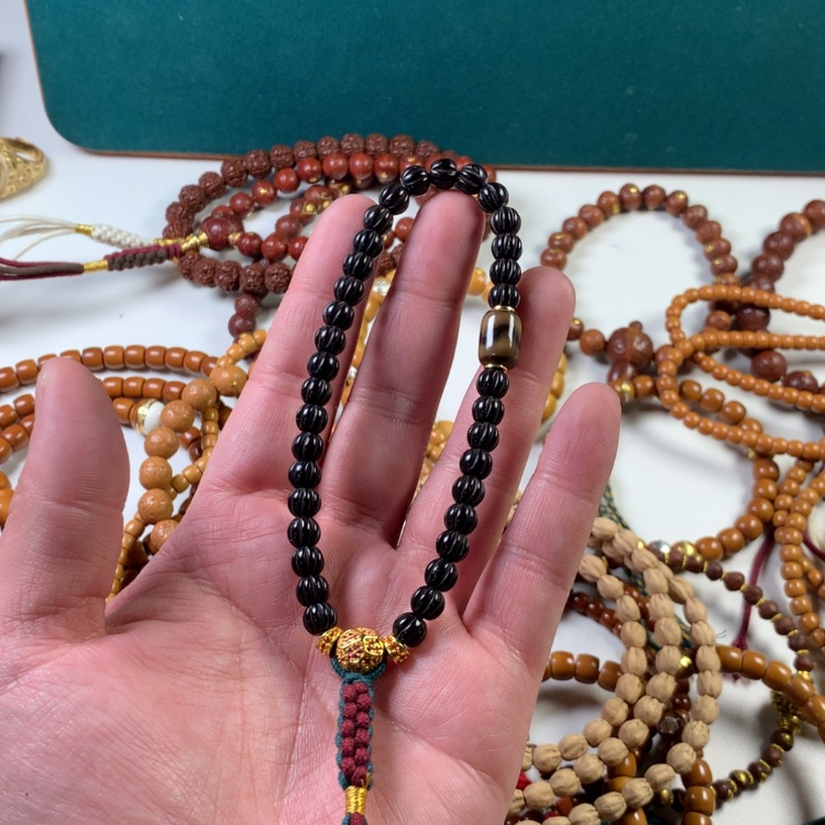 【闪购商品】椰蒂吊坠242455585868989