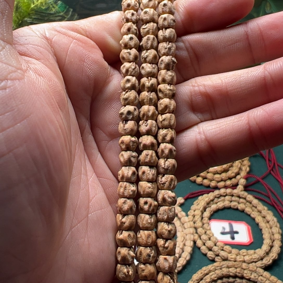 柏香籽/百香籽吊坠A12