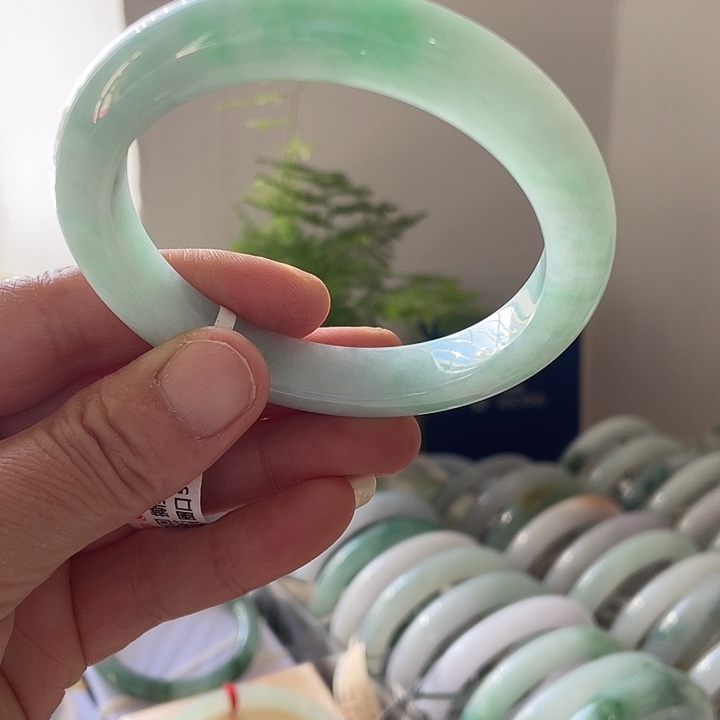 未镶嵌手镯翡翠成品