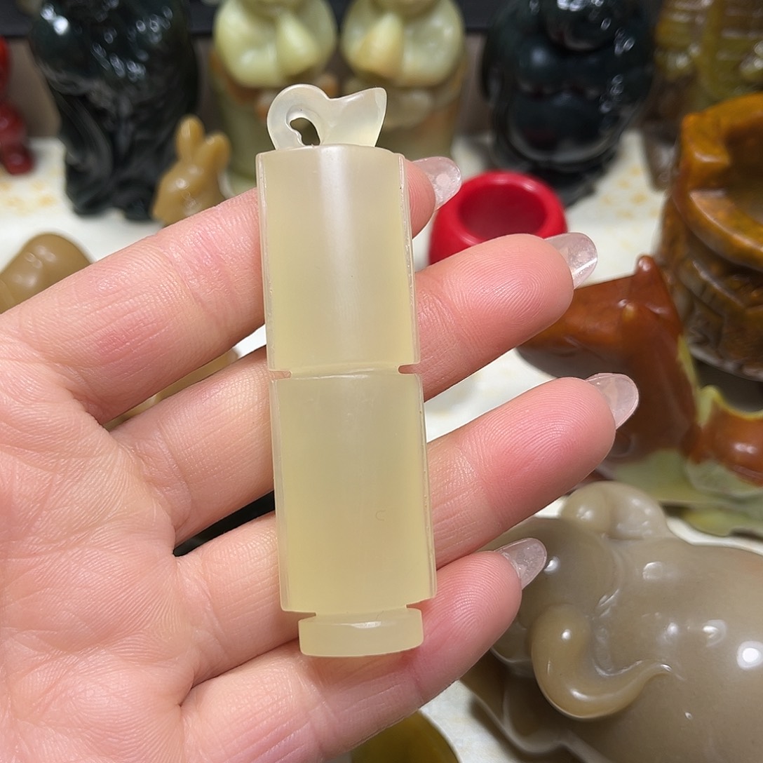 白玉菩提吊坠白玉菩提吊坠