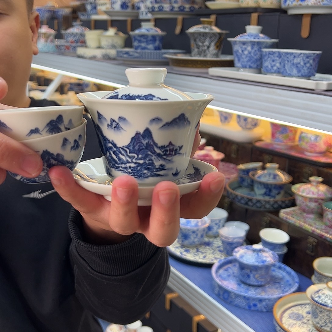 我们的目标是成为一个优秀的人
