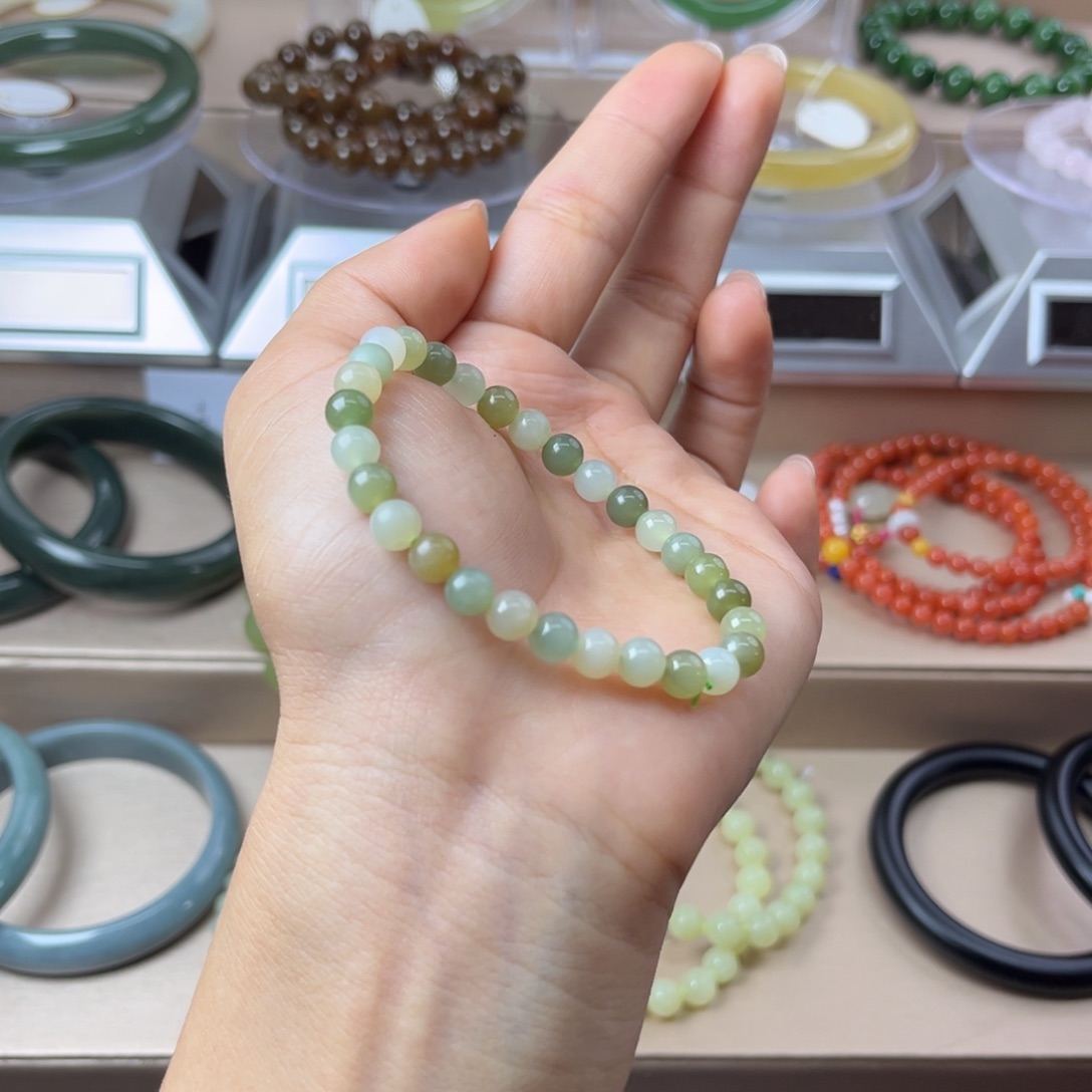 和田玉未镶嵌手串