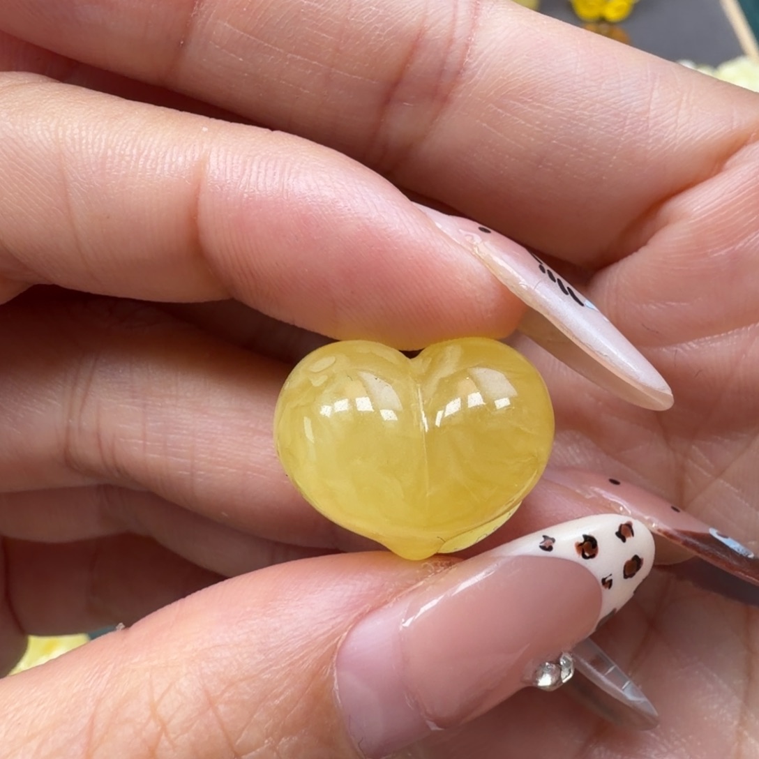 琥珀未镶嵌裸石蜜蜡